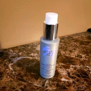 Monat Frizz Fix Smoothing Hair Primer